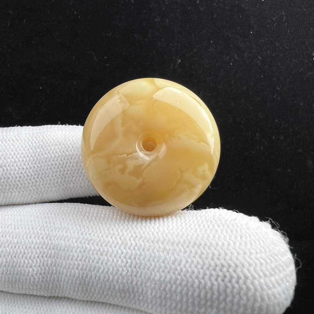 Y2964天然原矿俄料蜜蜡 平安扣 30.3*13.6mm 支持复检