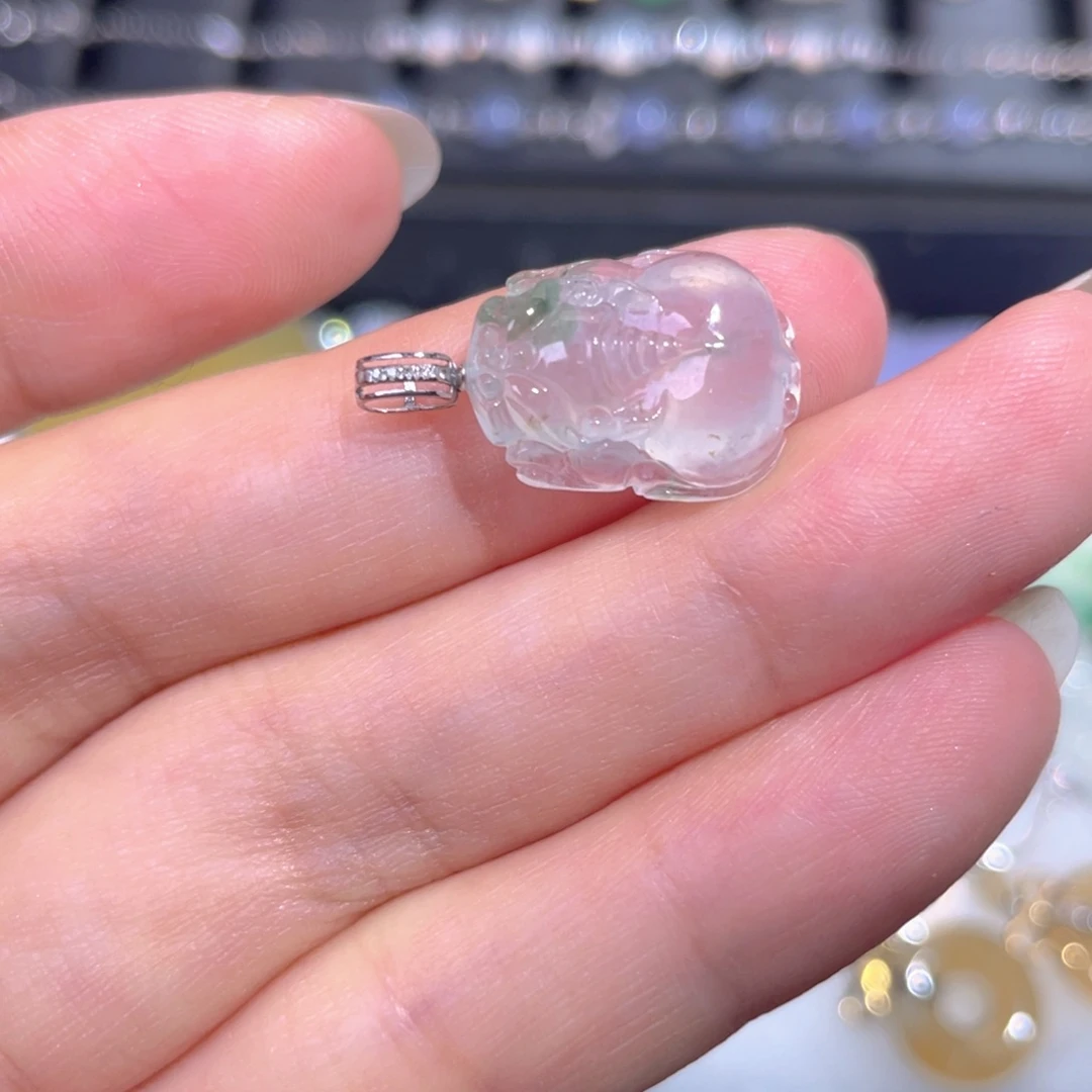 颈饰18K金镶嵌翡翠翡翠