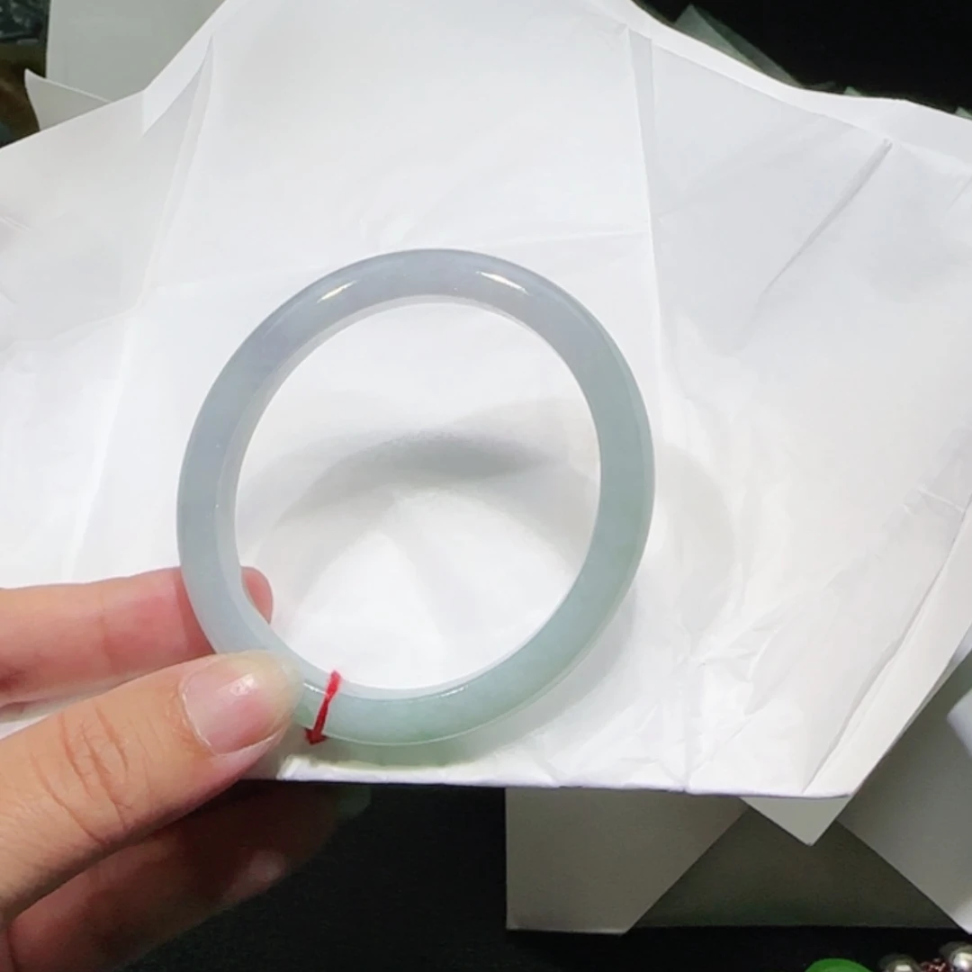 【闪购商品】未镶嵌手镯翡翠