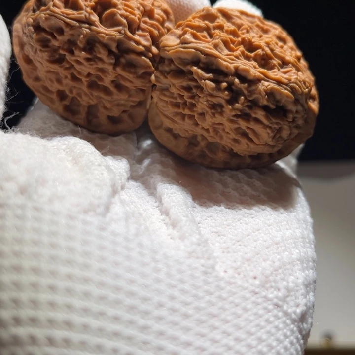 明***雨文玩核桃吊坠核桃c142