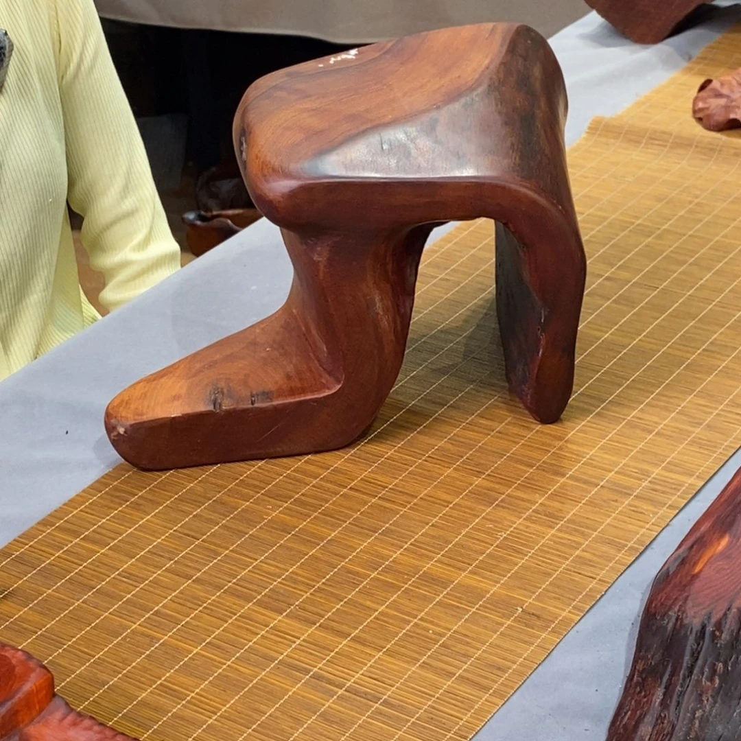 缅甸花梨木随形底座