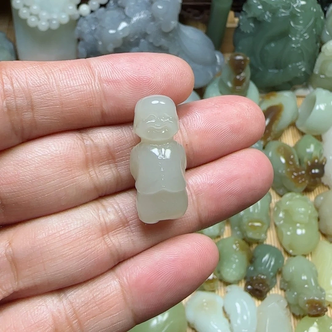 未镶嵌和田玉挂件