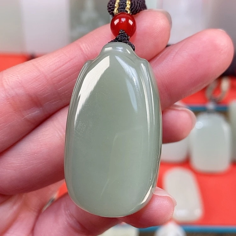 【闪购商品】颈饰未镶嵌和田玉