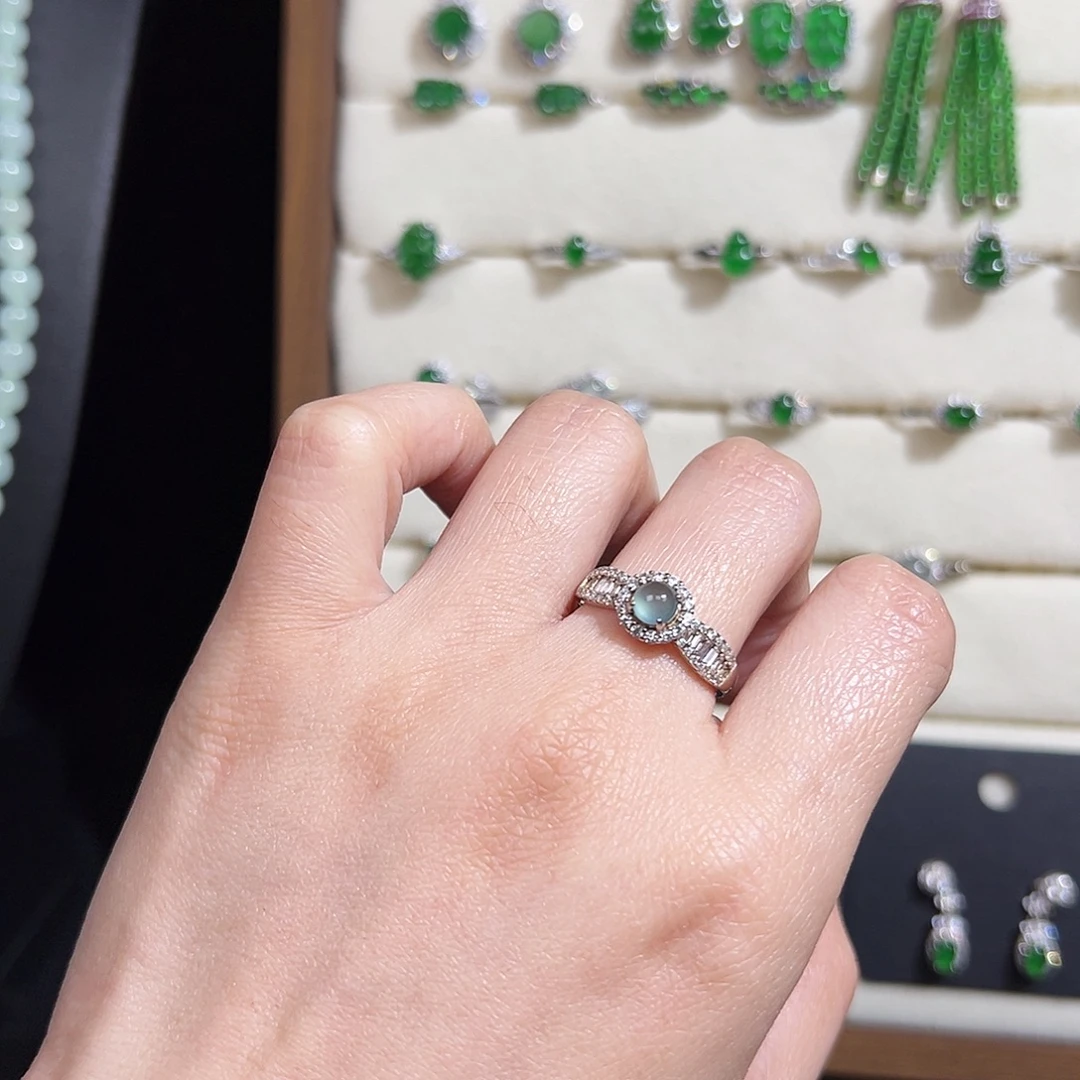 翡翠未镶嵌耳饰天然