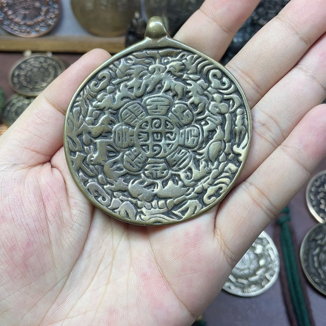 青铜猪鼻豪熊九宫八卦牌