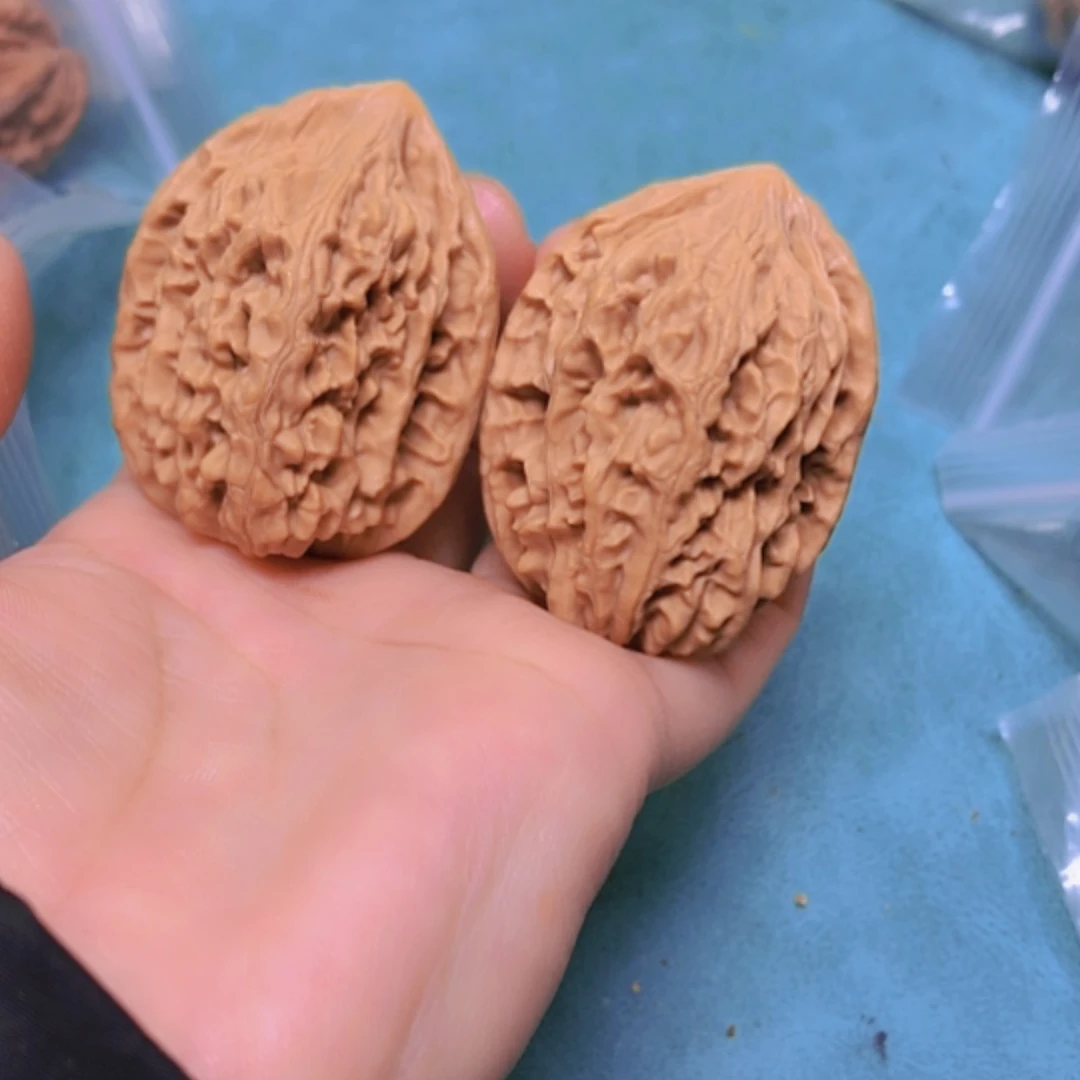 【闪购商品】摆件核桃39.5鸡心练手对有修