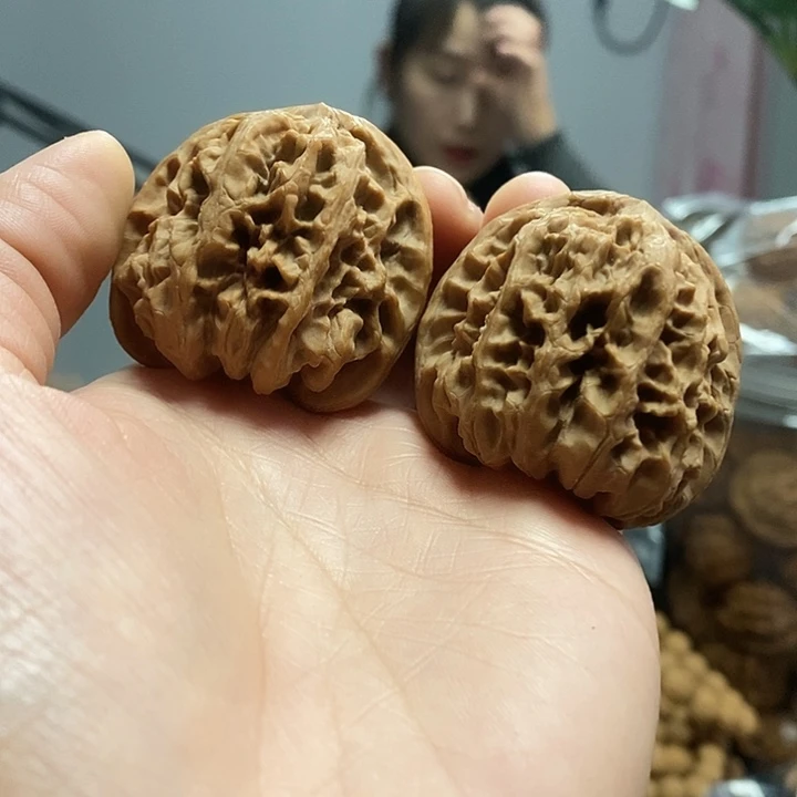把件文玩核桃42蜡皮野牛小众