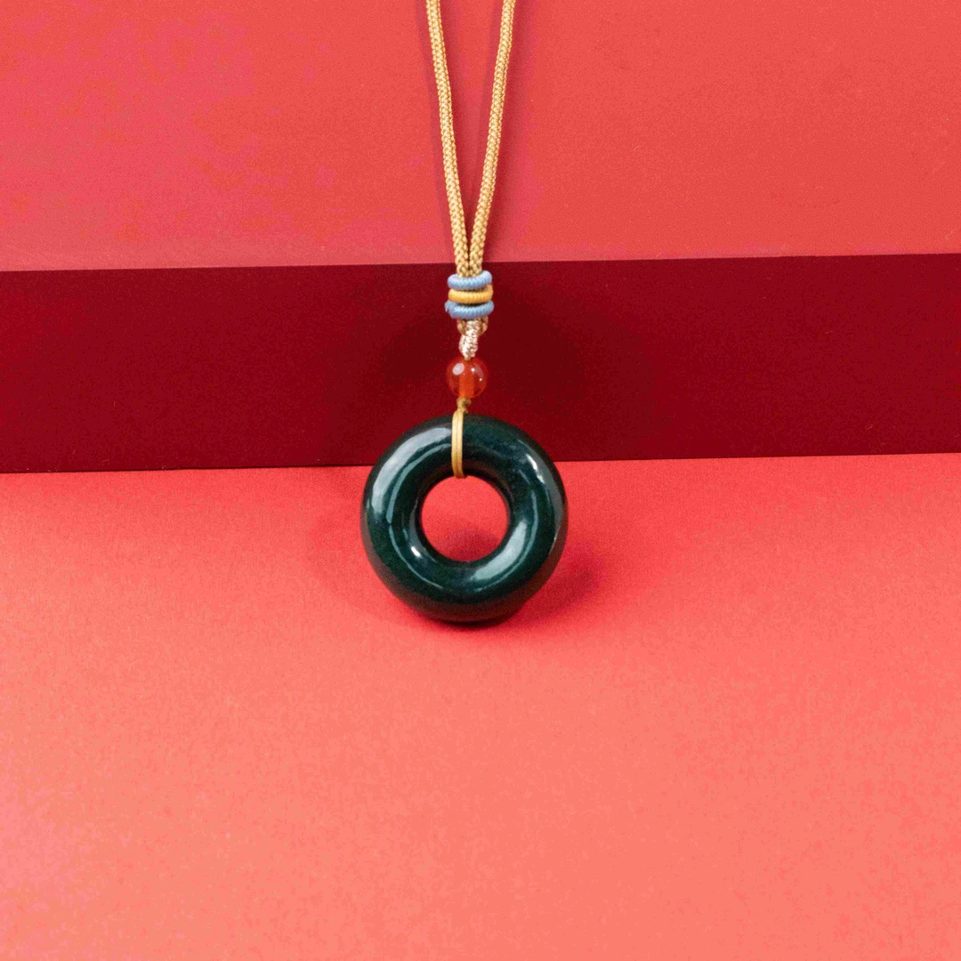 和田玉·环环相扣8132# 精致和田玉青玉面包圈挂件-发货多样性