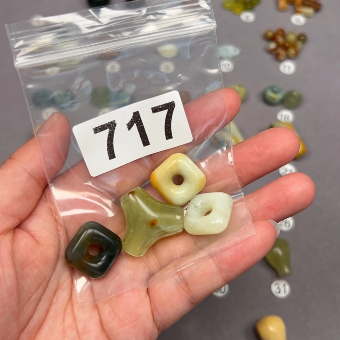 未镶嵌蛇纹石玉颈饰正**下微瑕不退不换