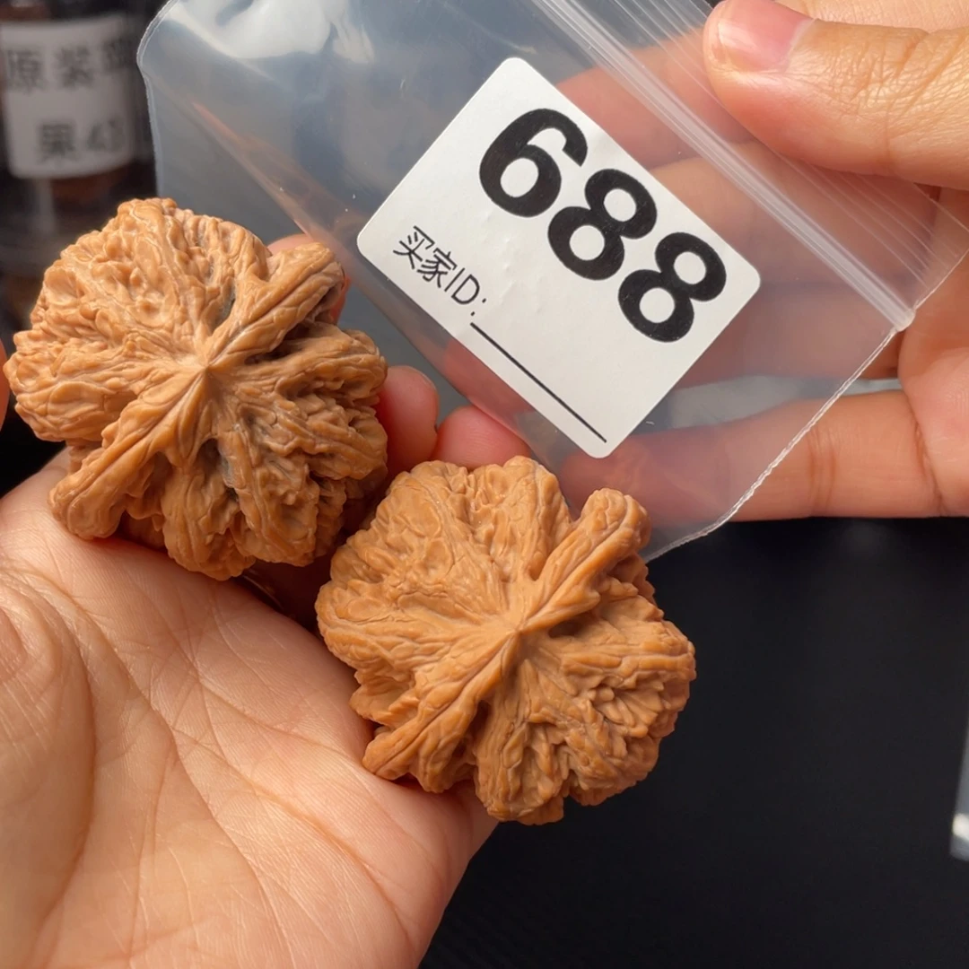 文玩核桃把件全品46粗筋