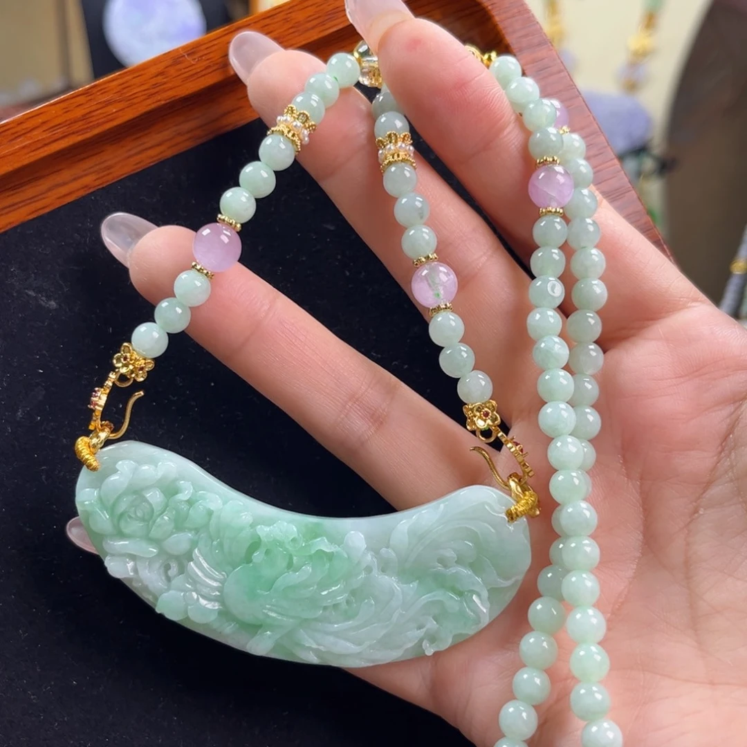 翡翠未镶嵌颈饰天然