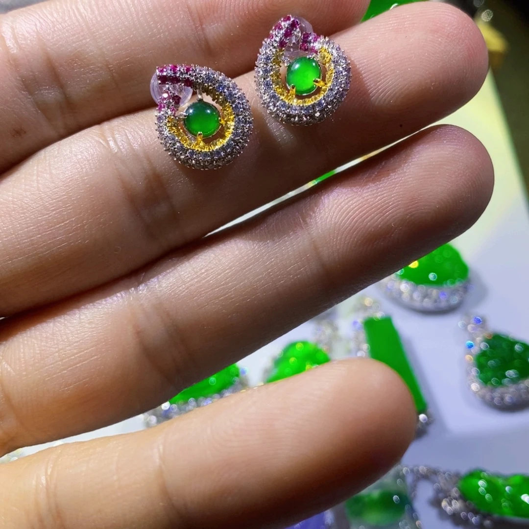 翡翠银S925镶嵌耳饰天然翡翠