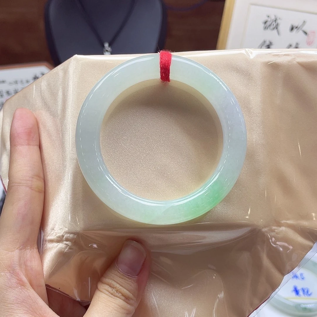 未镶嵌手镯翡翠57 号