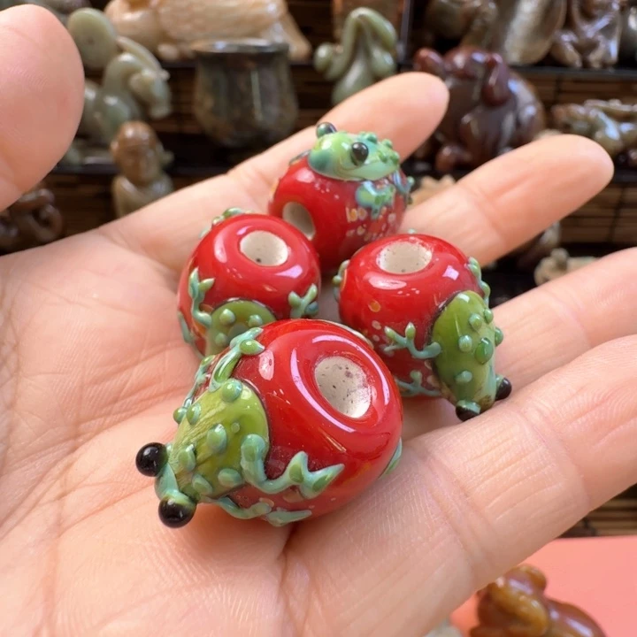 喜***洋和田玉未镶嵌挂件