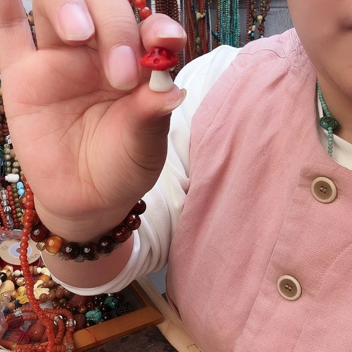 南红玛瑙手链未镶嵌