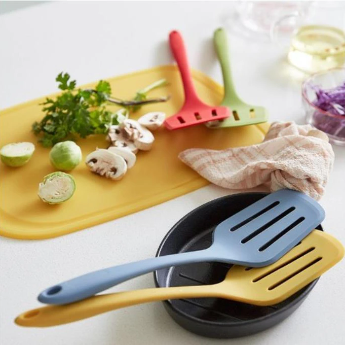 韩国进口硅胶大平铲子锅铲子炒菜烙饼硅耐高温烘焙镂空硅胶刮子