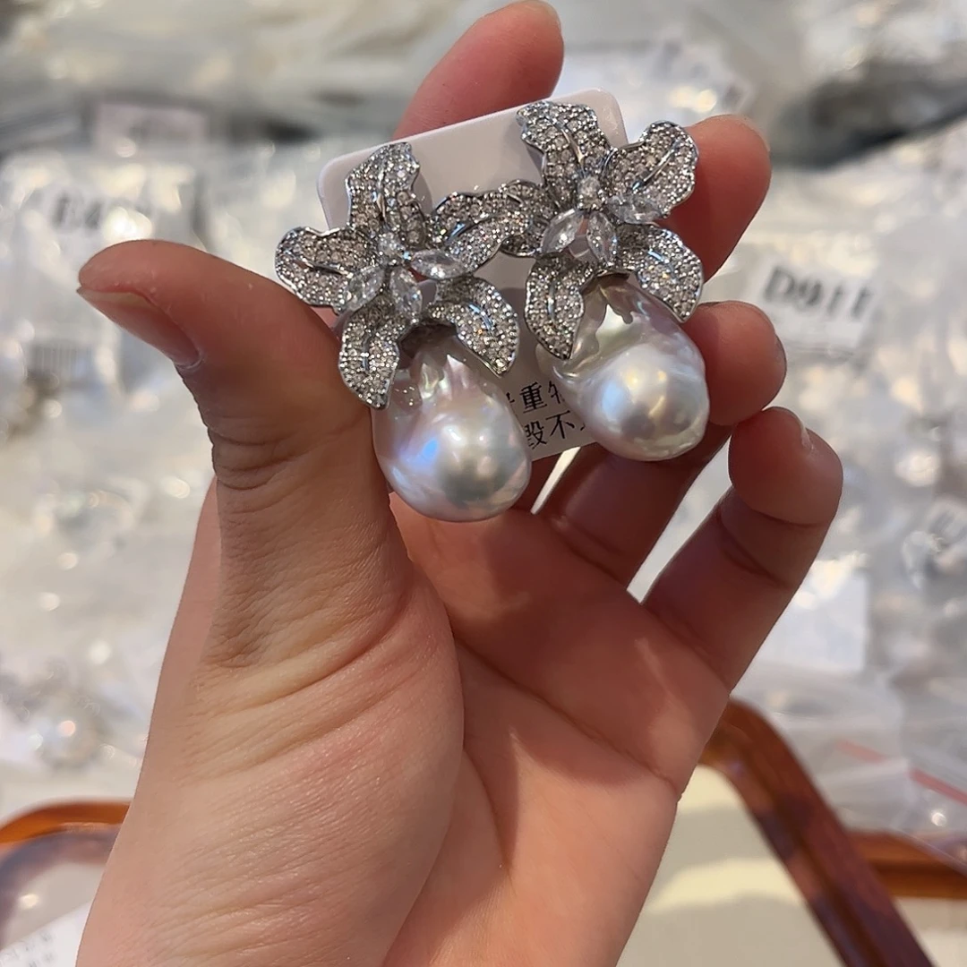 淡水珍珠耳饰合金