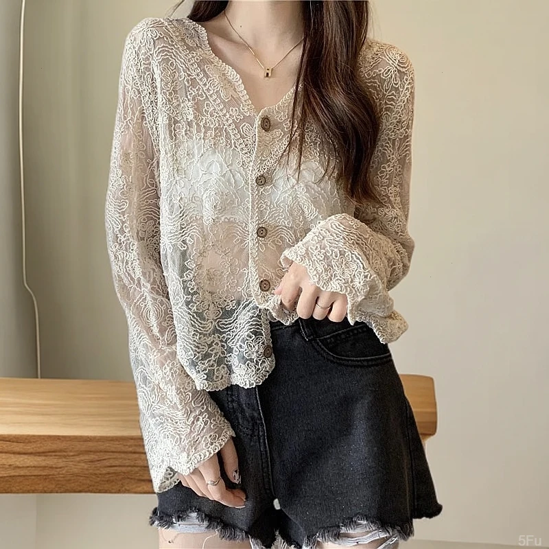 2025夏季防晒针织开衫女配吊带裙外搭罩衫披肩蕾丝小坎肩冰丝上衣
