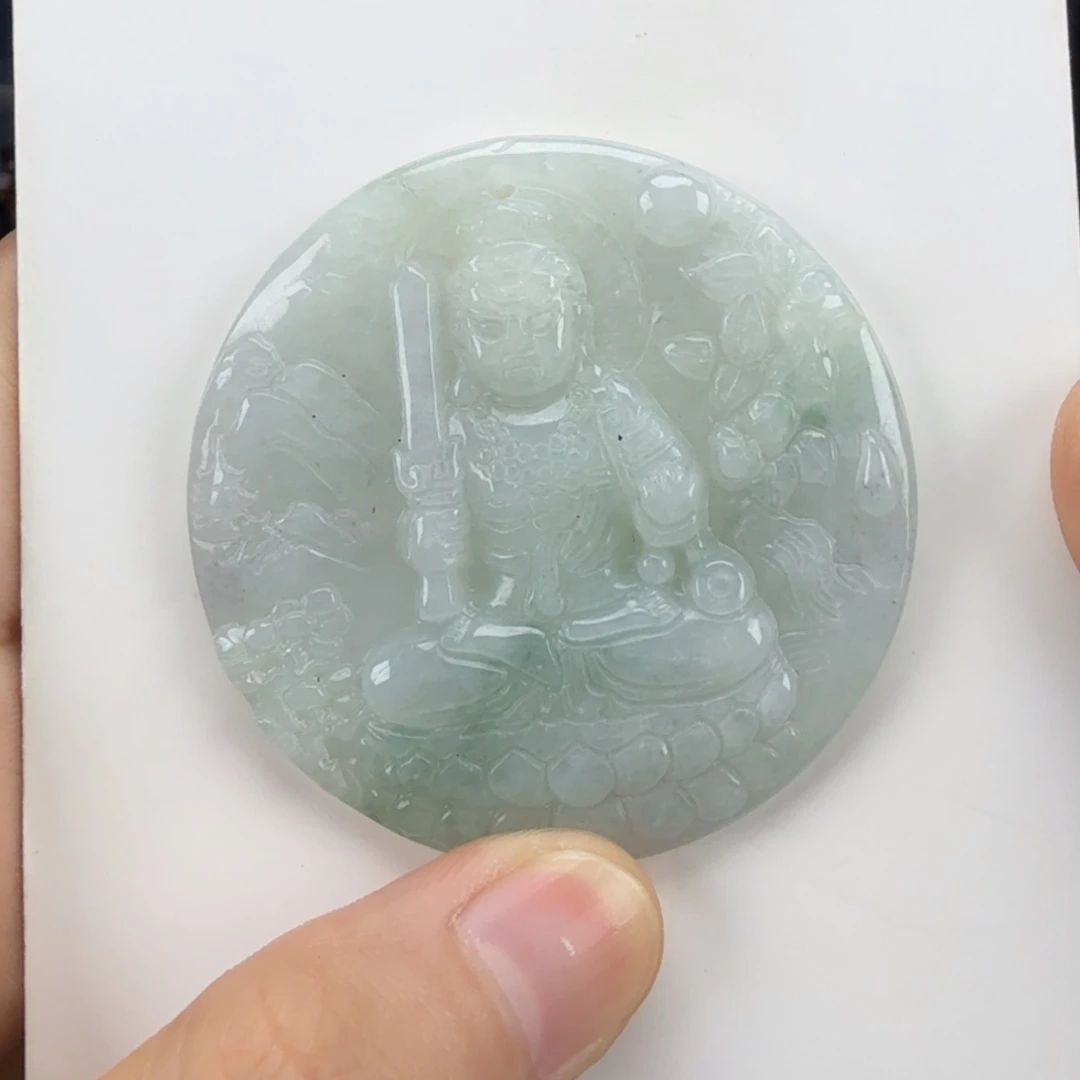 翡翠挂件未镶嵌翡翠