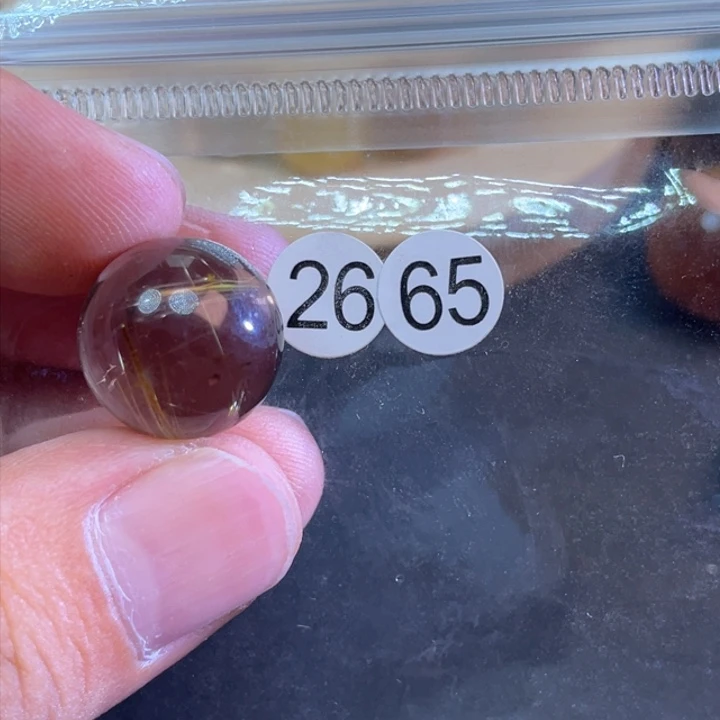 未镶嵌颈饰水晶饱**吃