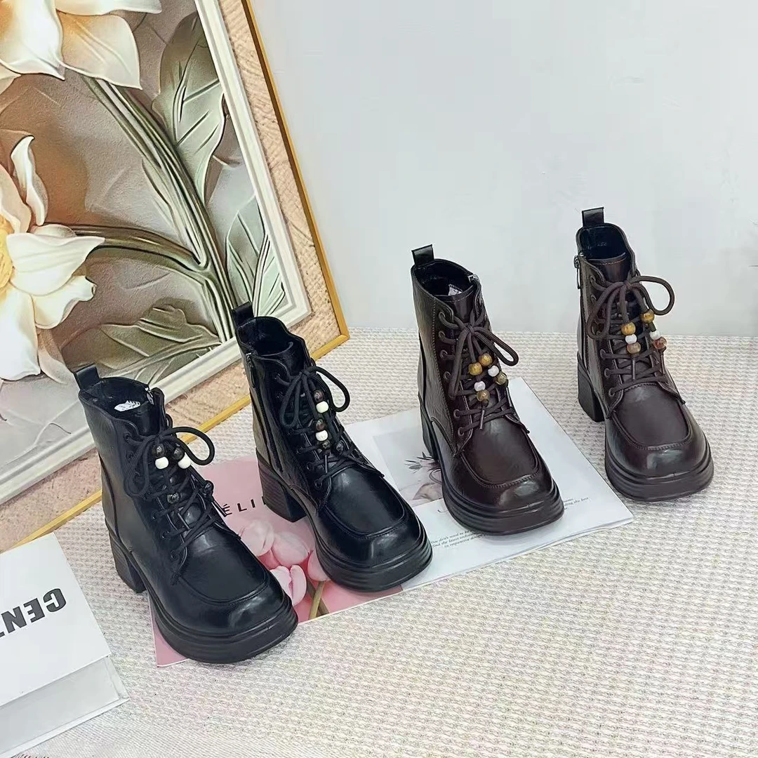 H622255   新款时尚英伦风时髦甜酷厚底马丁靴加绒