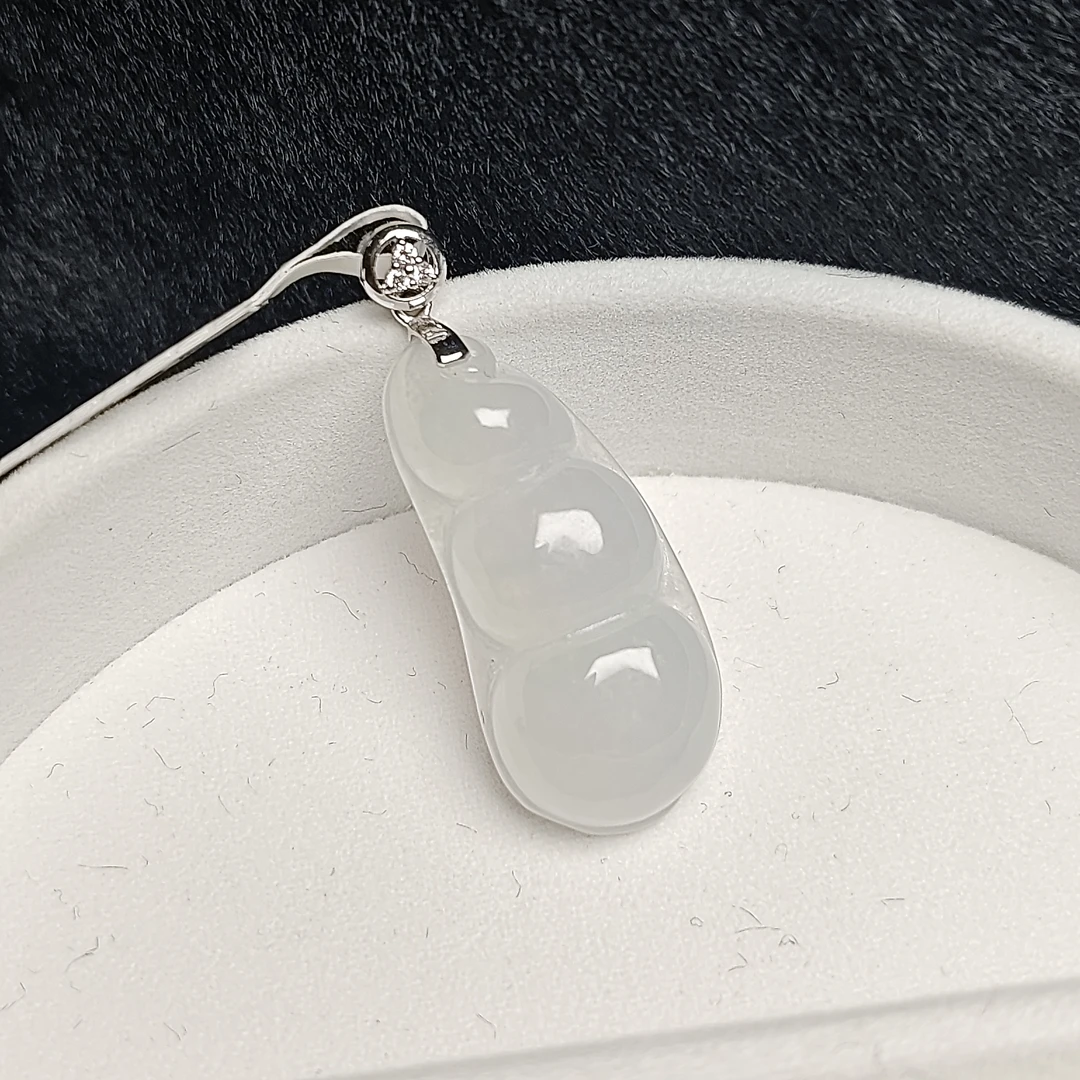 H5328 冰豆豆 缅甸翡翠A货18k金镶嵌