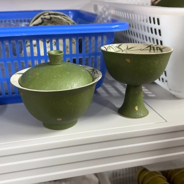 两件套哈哈哈哈哈哈