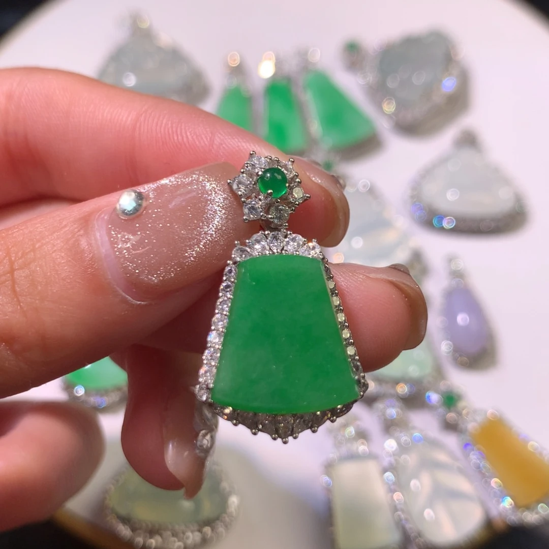 翡翠银S925镶嵌颈饰美**-天然a货