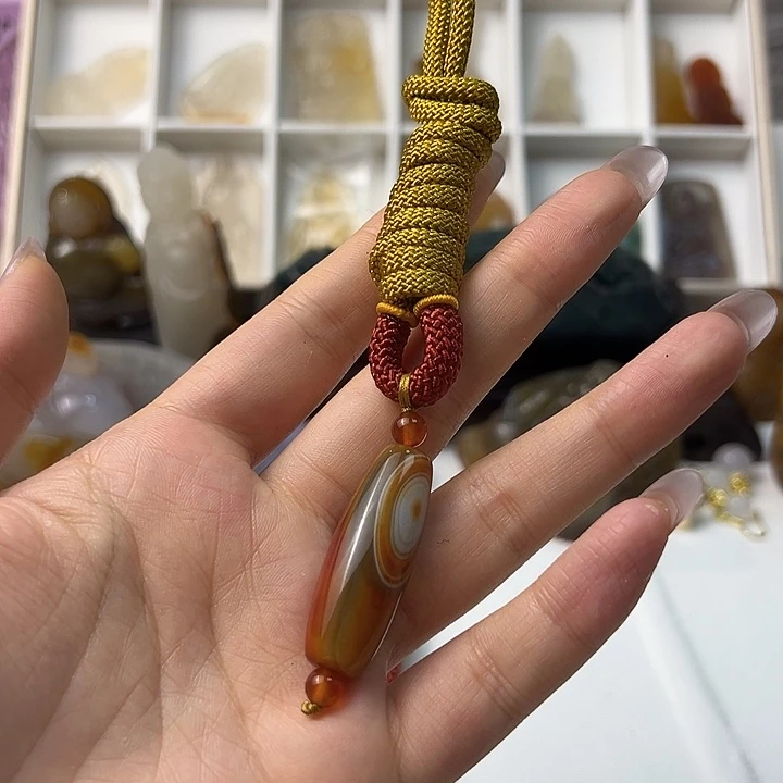 玛瑙/玉髓颈饰合金