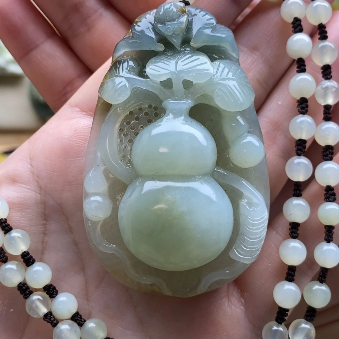 【闪购商品】未镶嵌岫玉颈饰葫芦