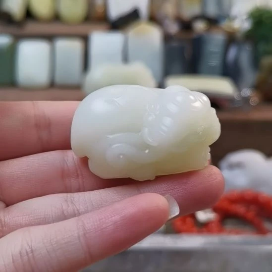 和田玉（糖玉）未镶嵌挂件