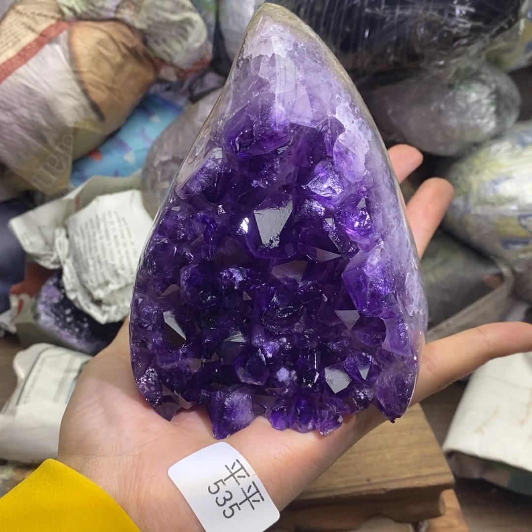紫晶未镶嵌大型摆件（非配饰）