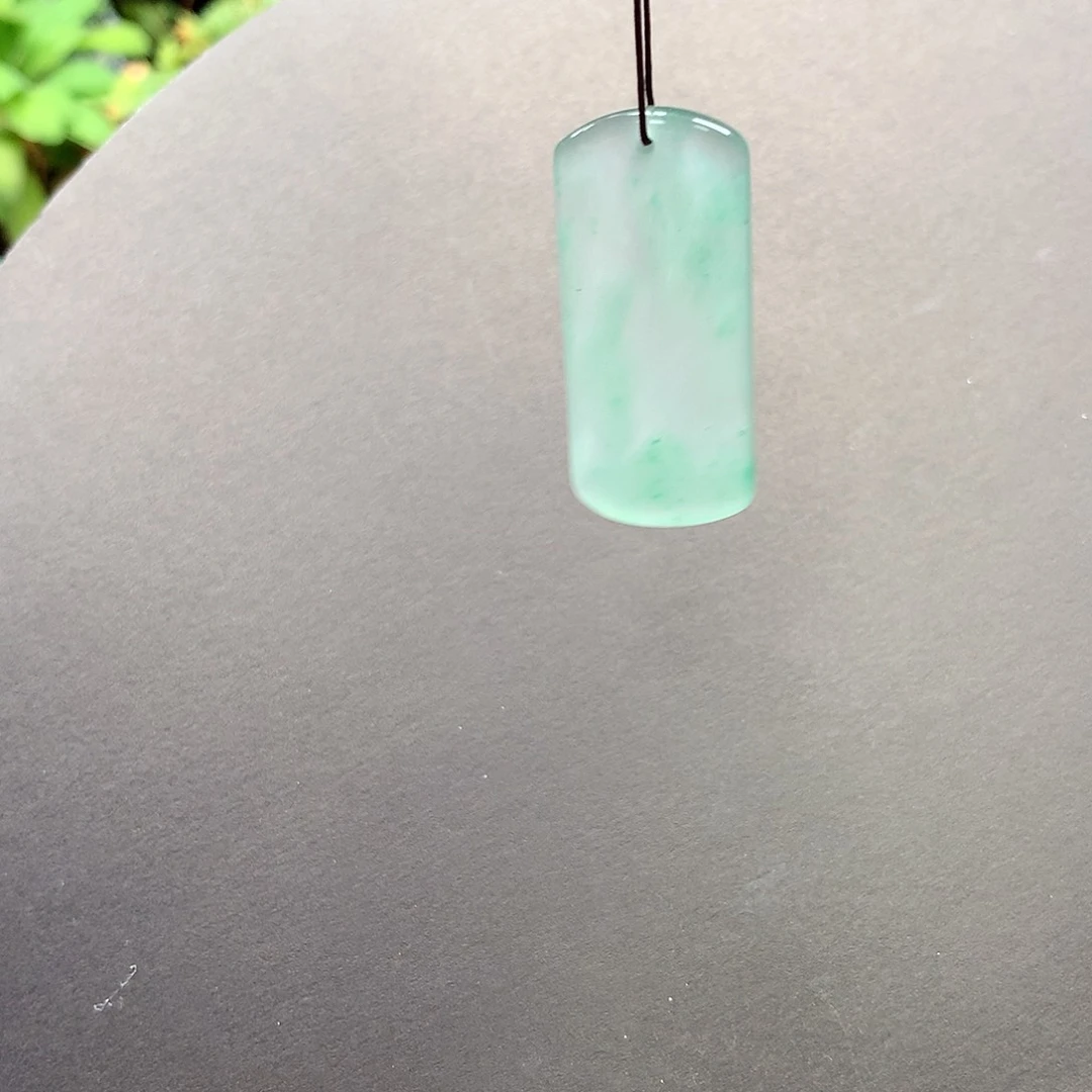 石英质玉颈饰未镶嵌