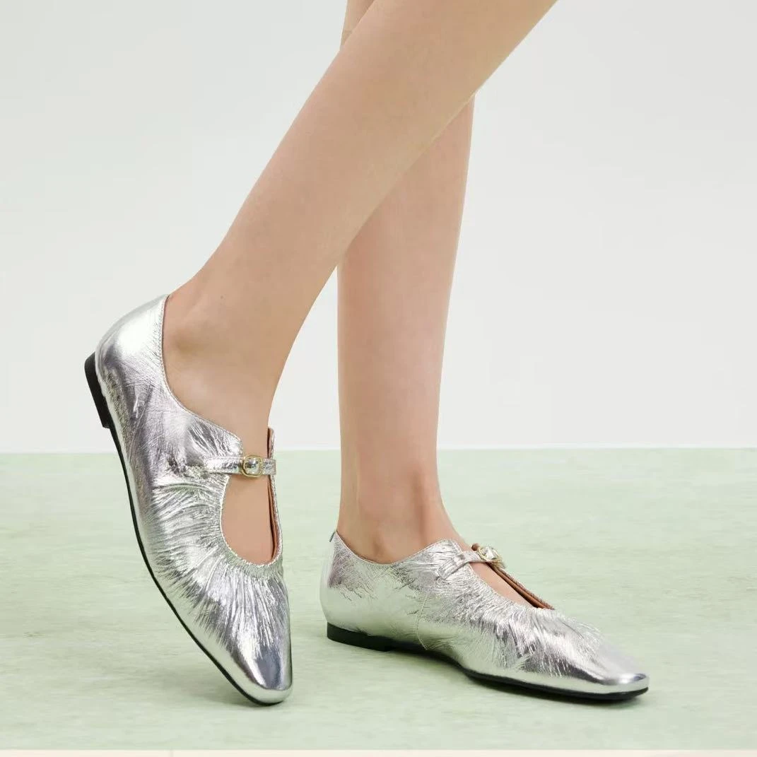 C6663  银色  时尚百搭舒适平底2025新款高端玛丽珍浅口女单鞋