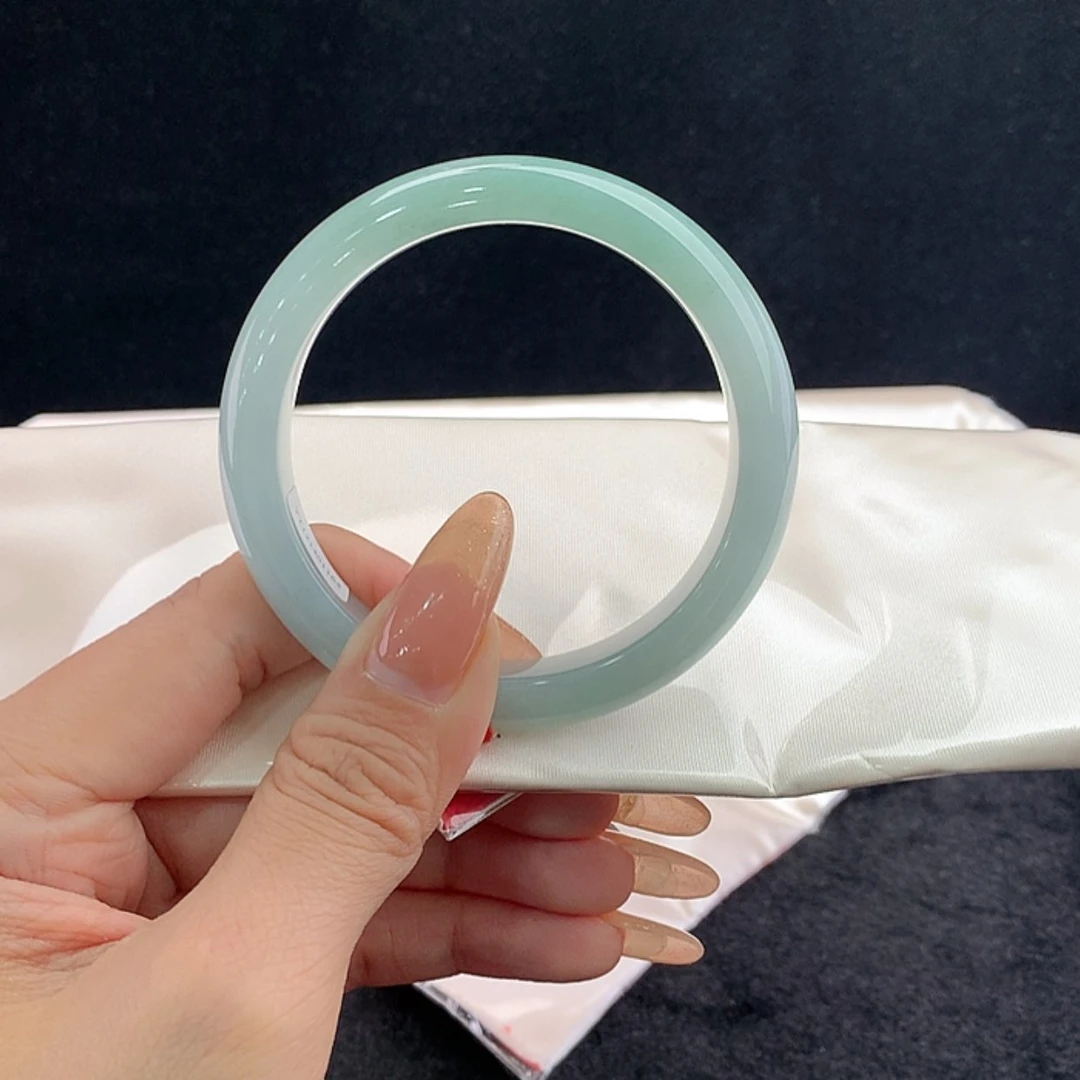 【闪购商品】未镶嵌手镯翡翠正56.6