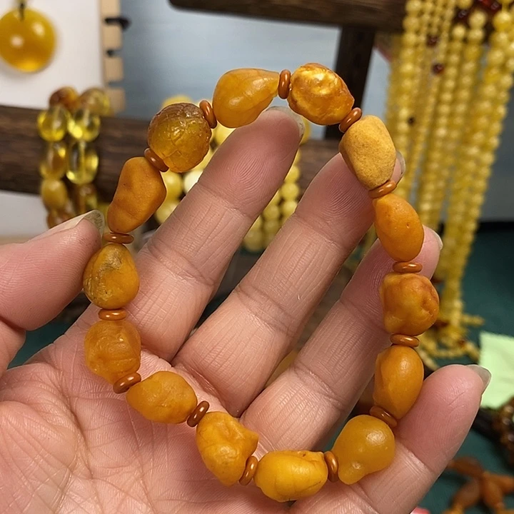 未镶嵌琥珀裸石手串