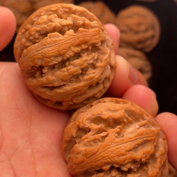 文玩核桃把件秦岭山脉