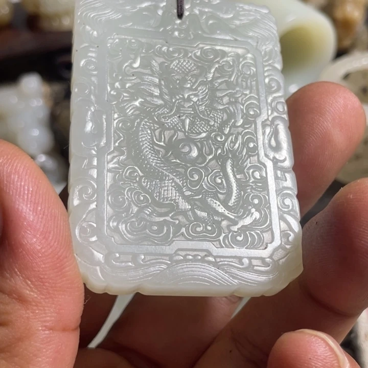 明***性吊坠(不含链)未镶嵌和田玉