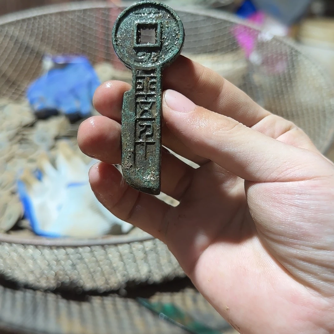 铜现代仿古工艺品花钱