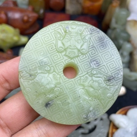 蛇纹石玉未镶嵌颈饰71