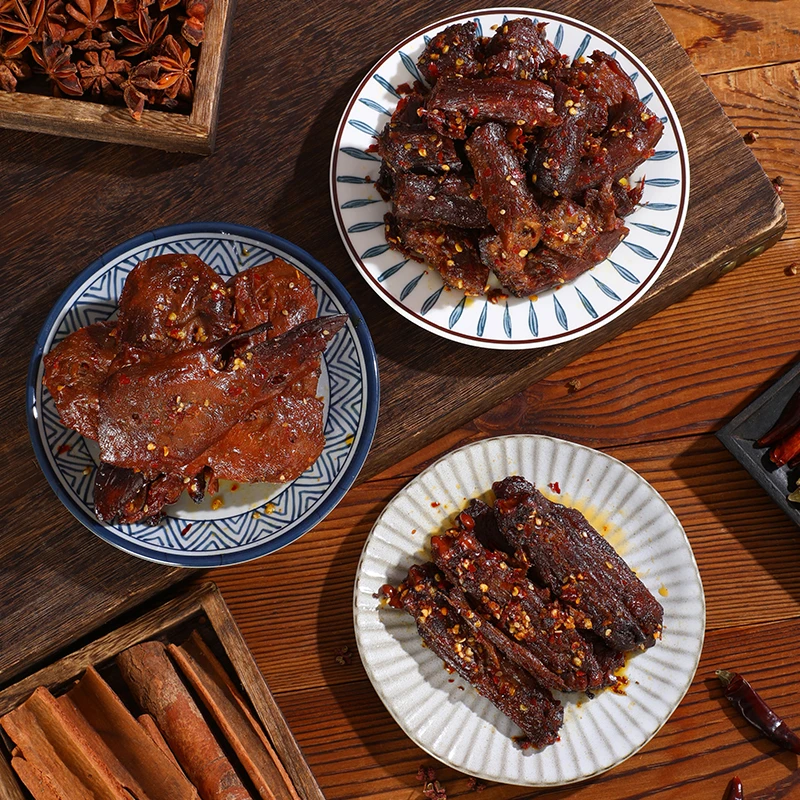 爆辣鸭货组合干锅鸭头鸭脖虎皮翅中卤味开袋即食夜宵下酒菜熟食