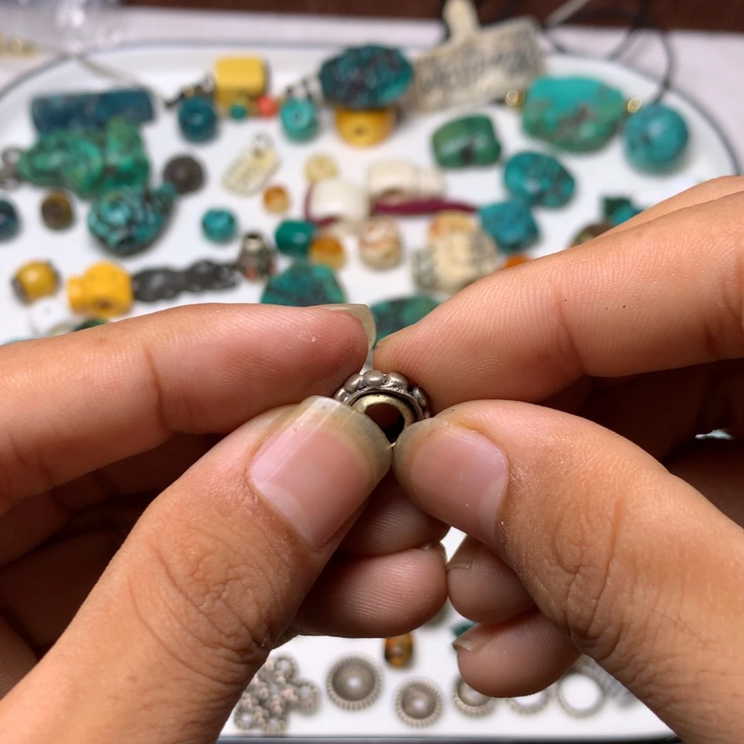 琉璃项圈藏传小元素