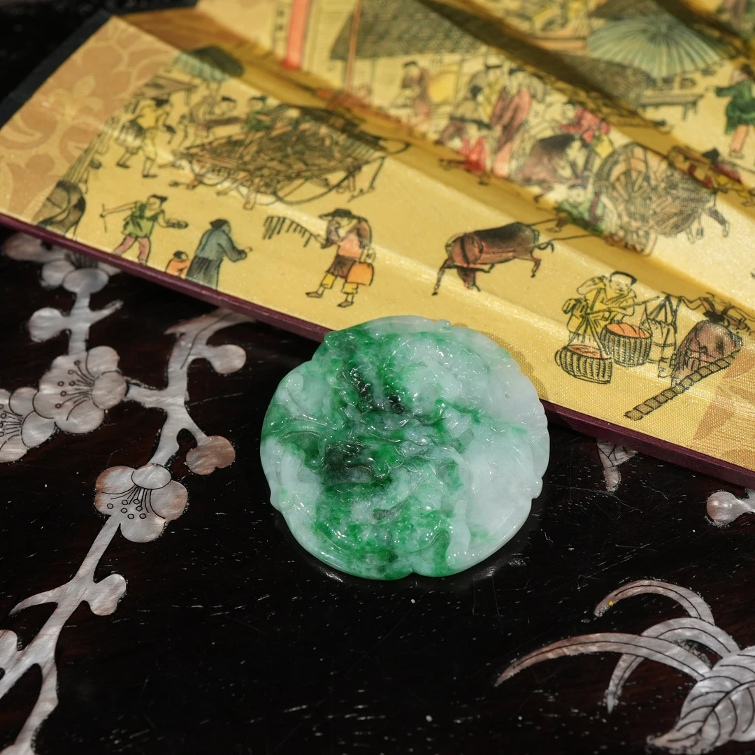 2.13香港王老板-翡翠吊坠5y330