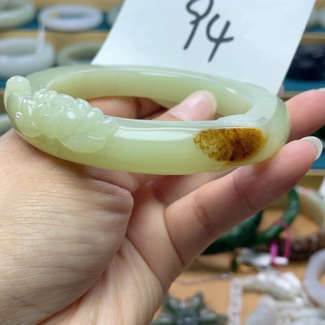 未镶嵌手镯和田玉圈口62