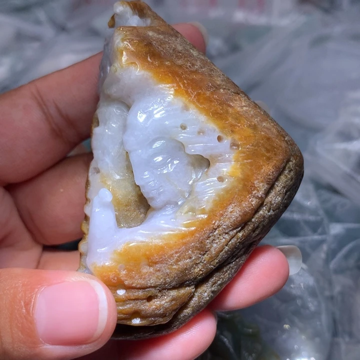 翡翠未镶嵌颈饰保真天然A货翡翠