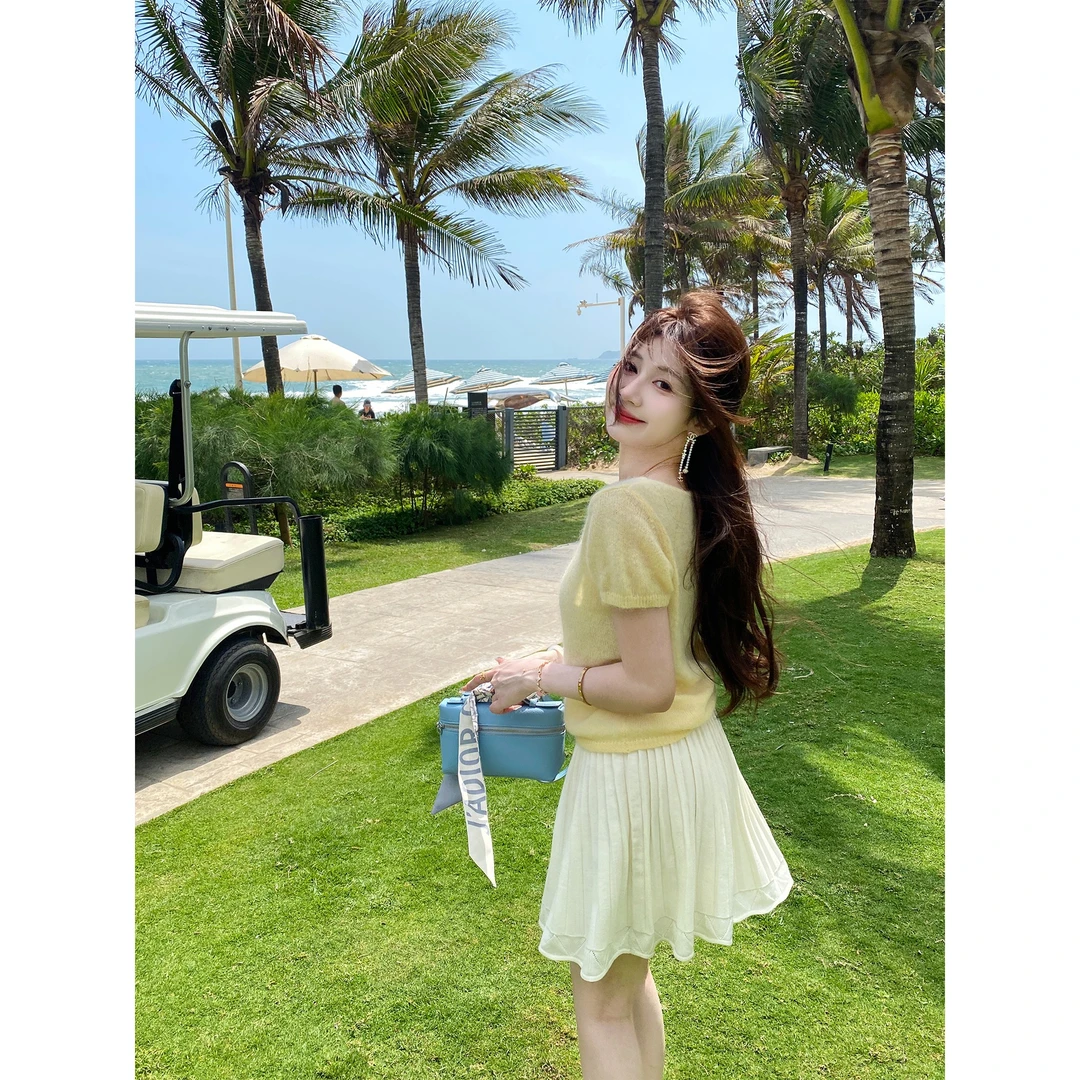 GA盈瓷【奶油泡芙】2025春季新款气质波浪钩花针织百褶裙 25SS0312
