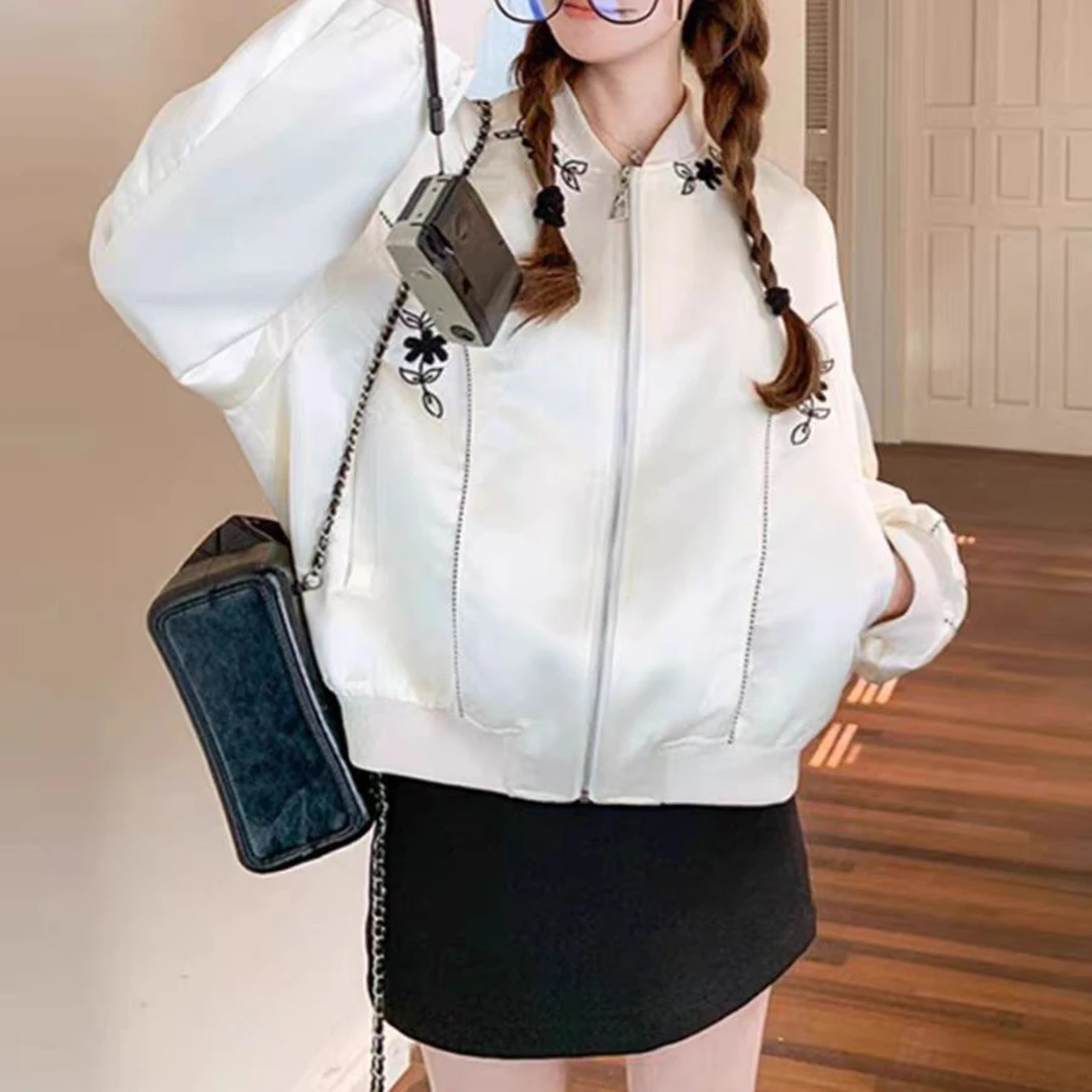 H2986【锦花绣服】光泽感缎面材质，精致花卉刺绣工艺外套