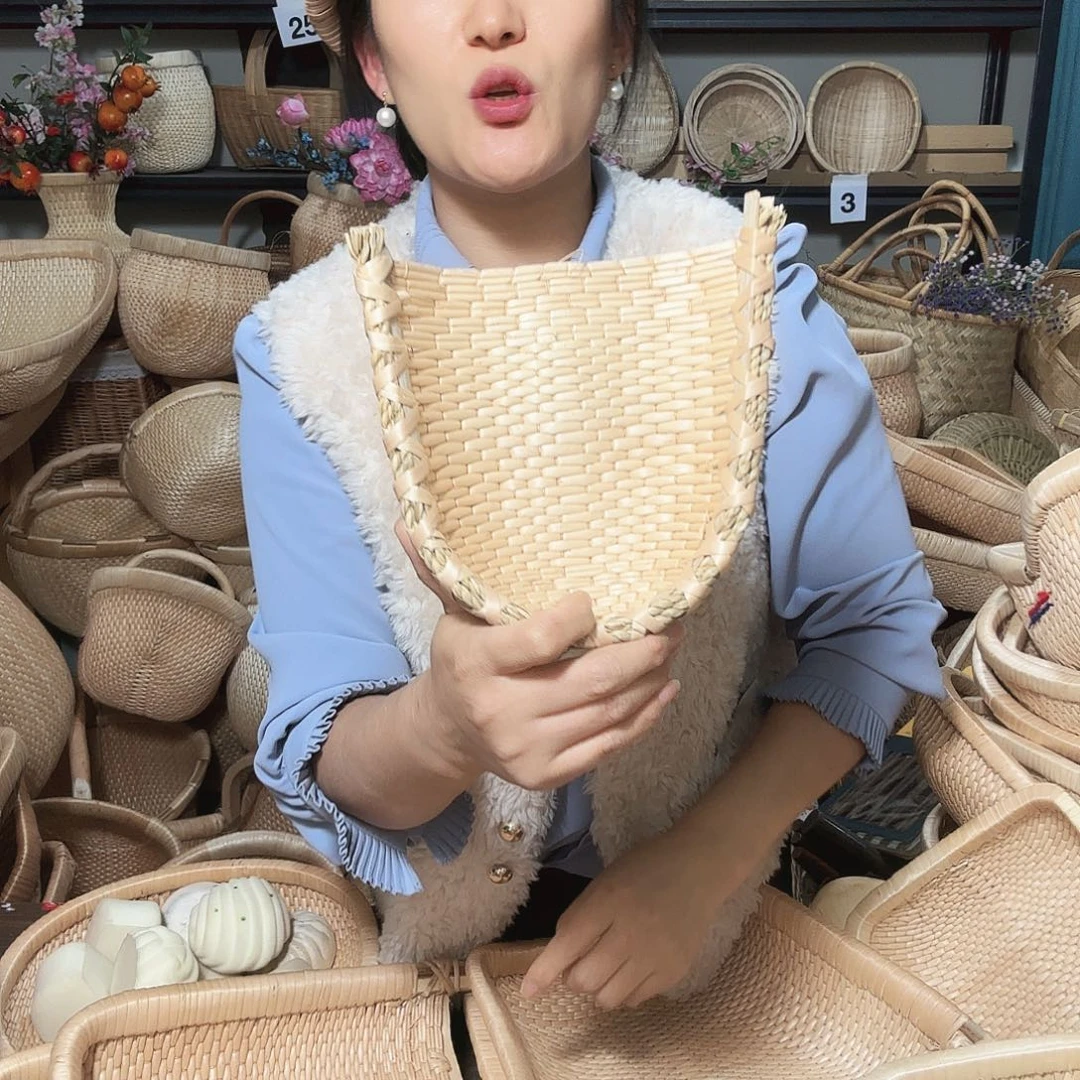云***秀木迷你簸萁号瑕疵处理。。。