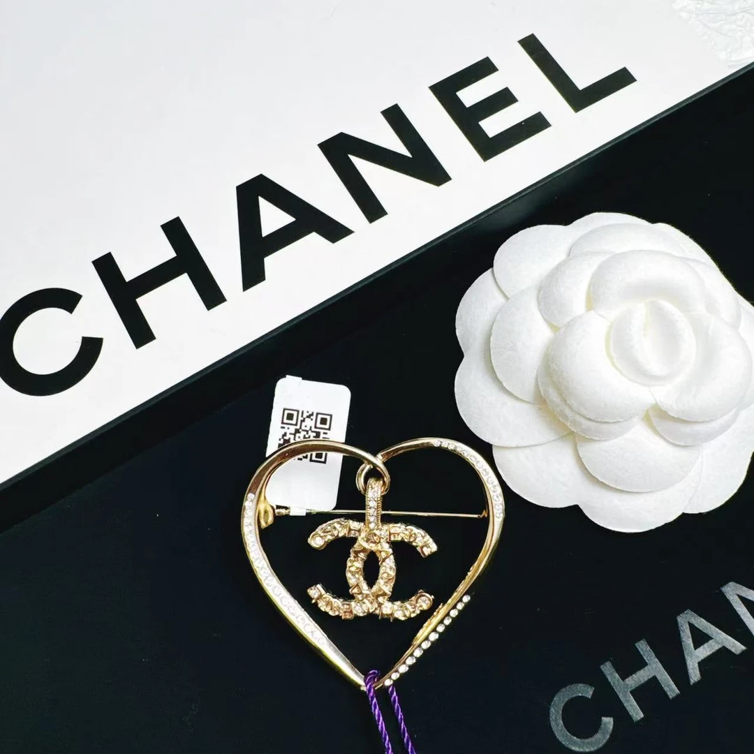95新 Chanel/香奈儿 柚礼中古/香奈儿桃心双C胸针LZ407037