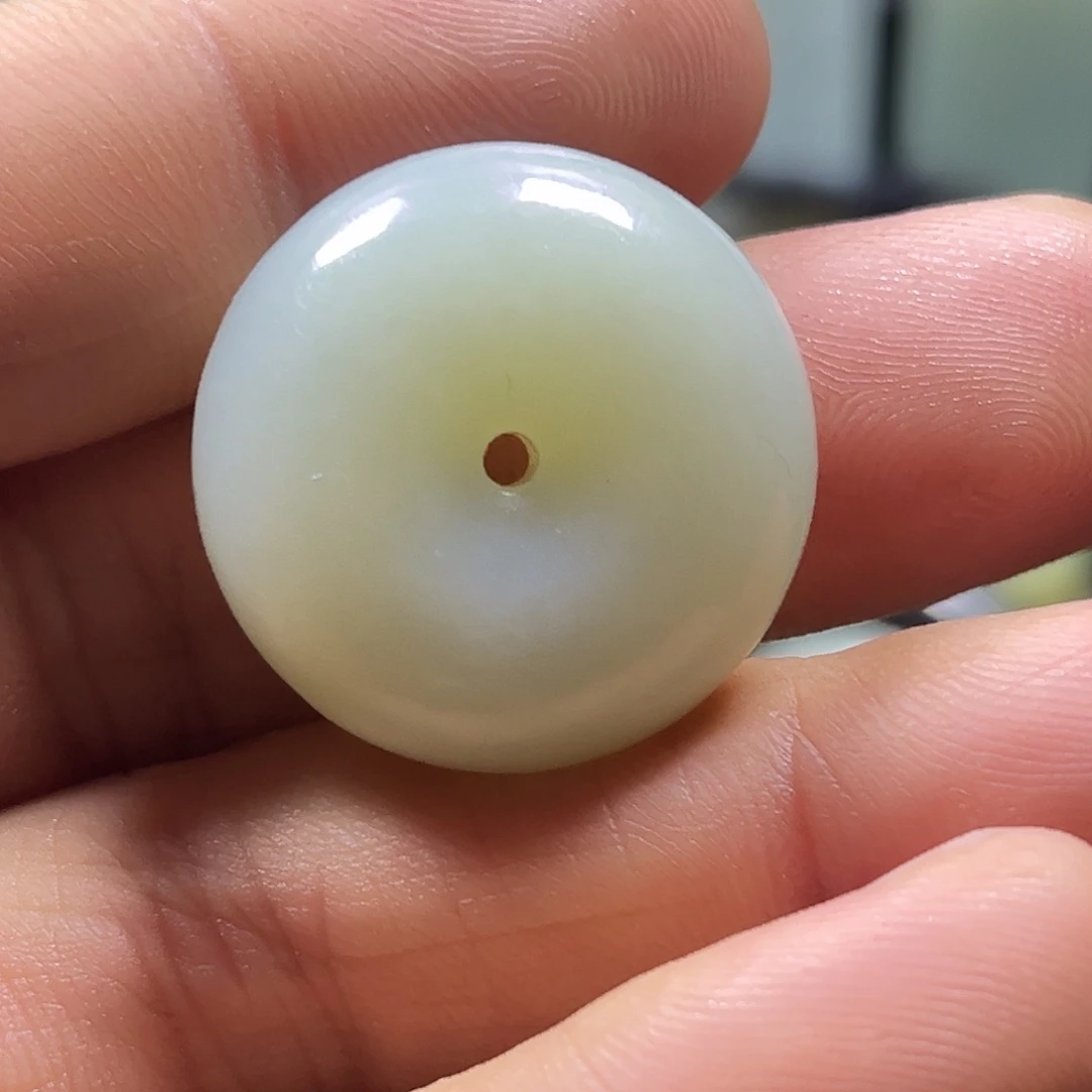 和田玉未镶嵌吊坠(不含链)